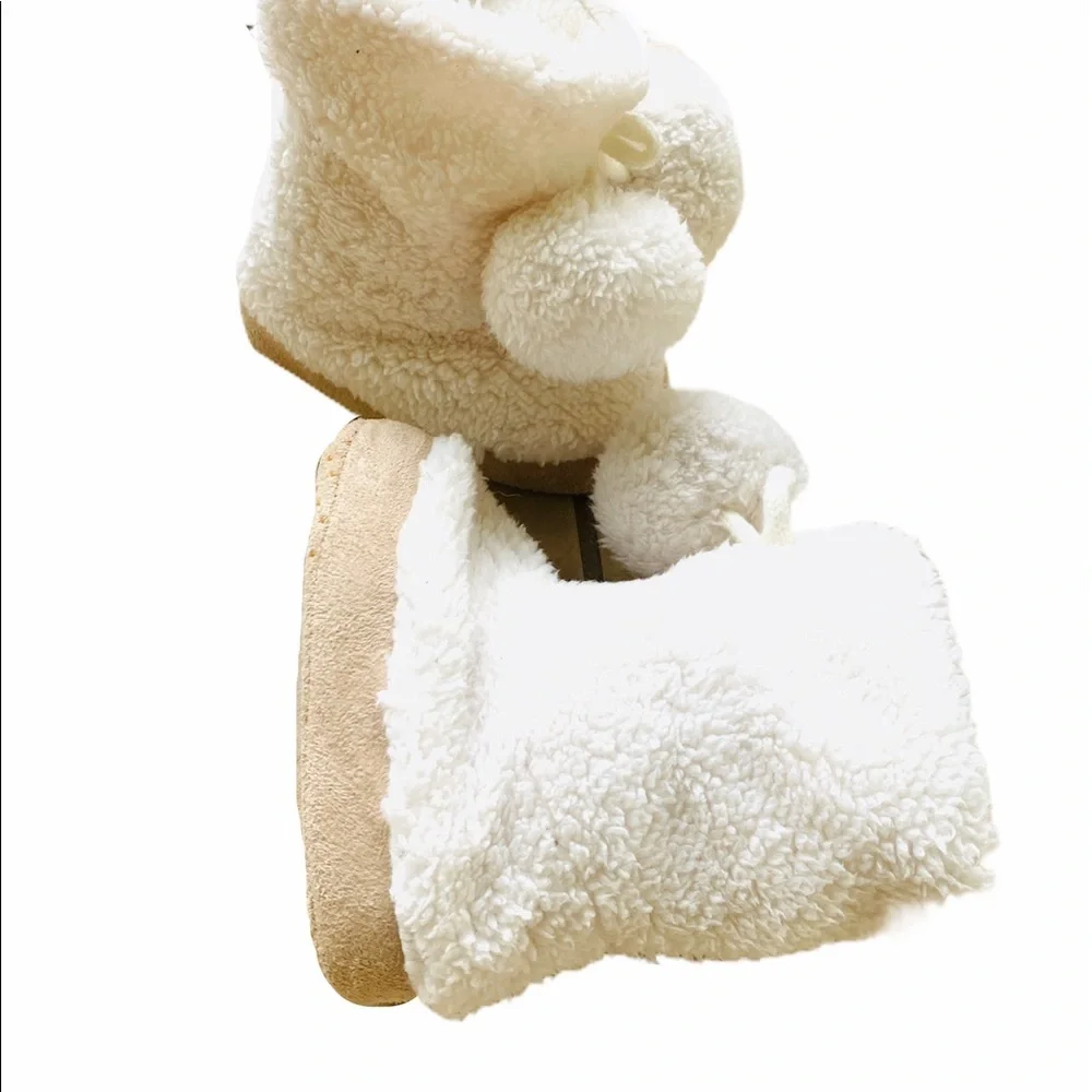 Gymboree Faux Fur Pom Pom Snow Princess Boots